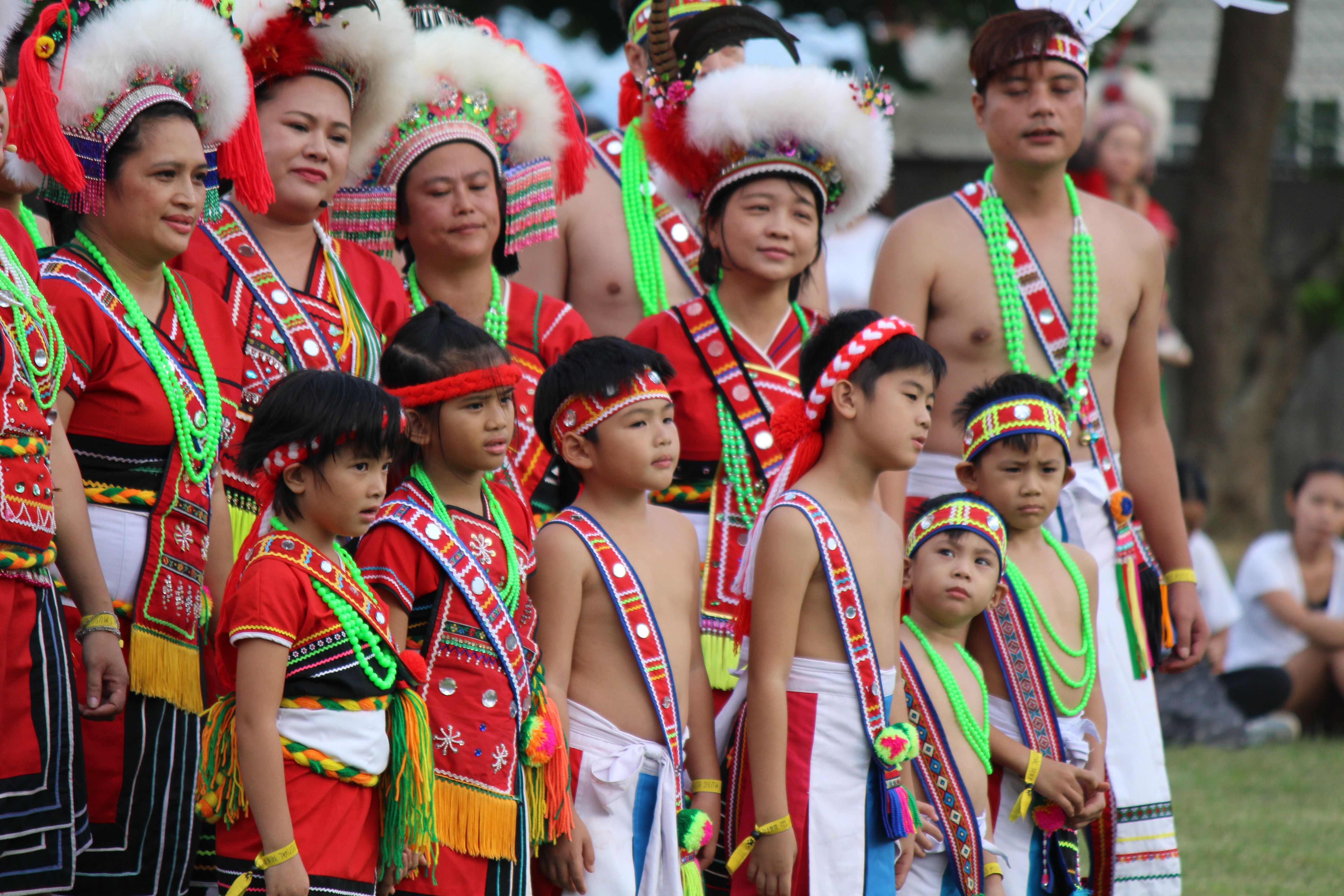 Indigenous_group_dancers_at_Amis_Music_Festival_2016_IMF0936